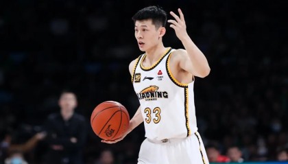 开云体育-郭艾伦就换个他？赵继伟回归他又遭弃用，全队赢7分他5中2在场-6